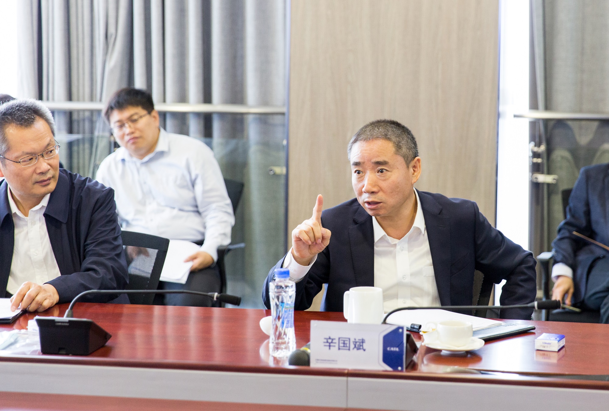 辛国斌副部长在会上讲话