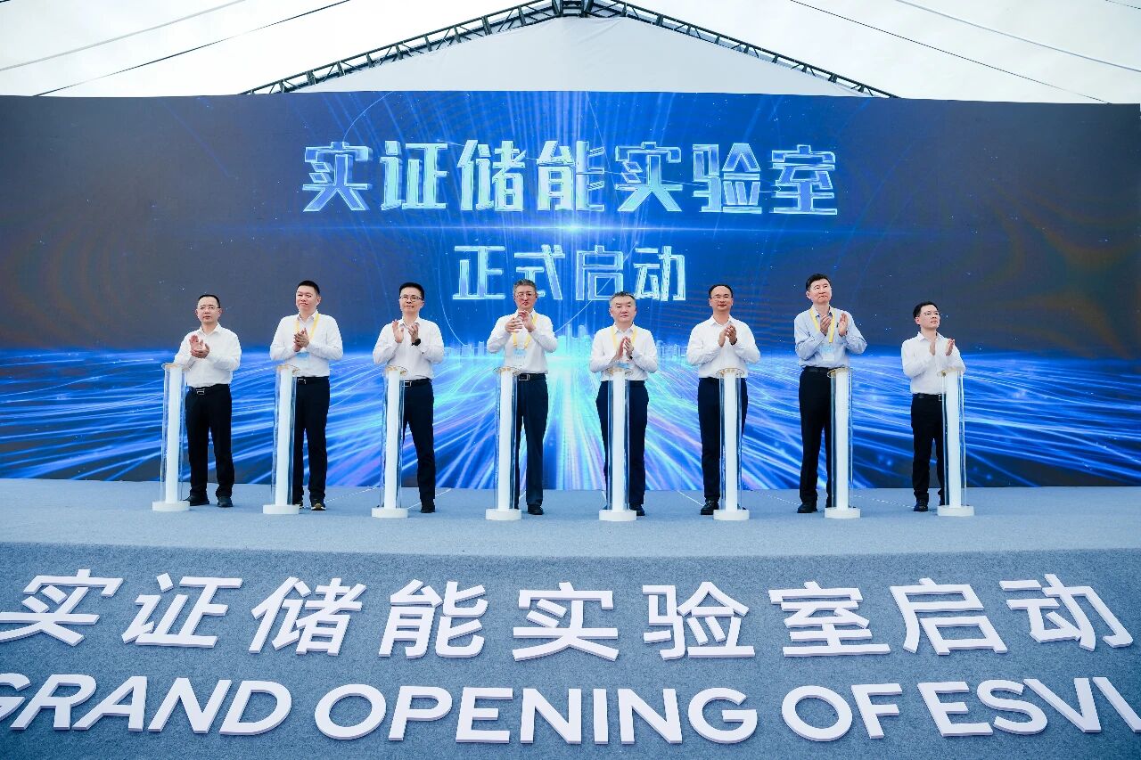 c46a89f1-8a3c-47b0-9d7b-5d6b44cc08b6.jpg